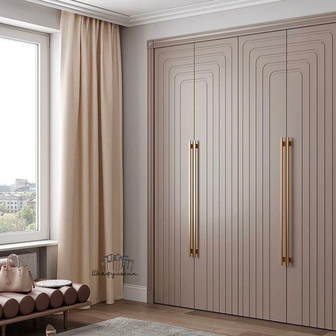 Minimal Wardrobe For Bedroom