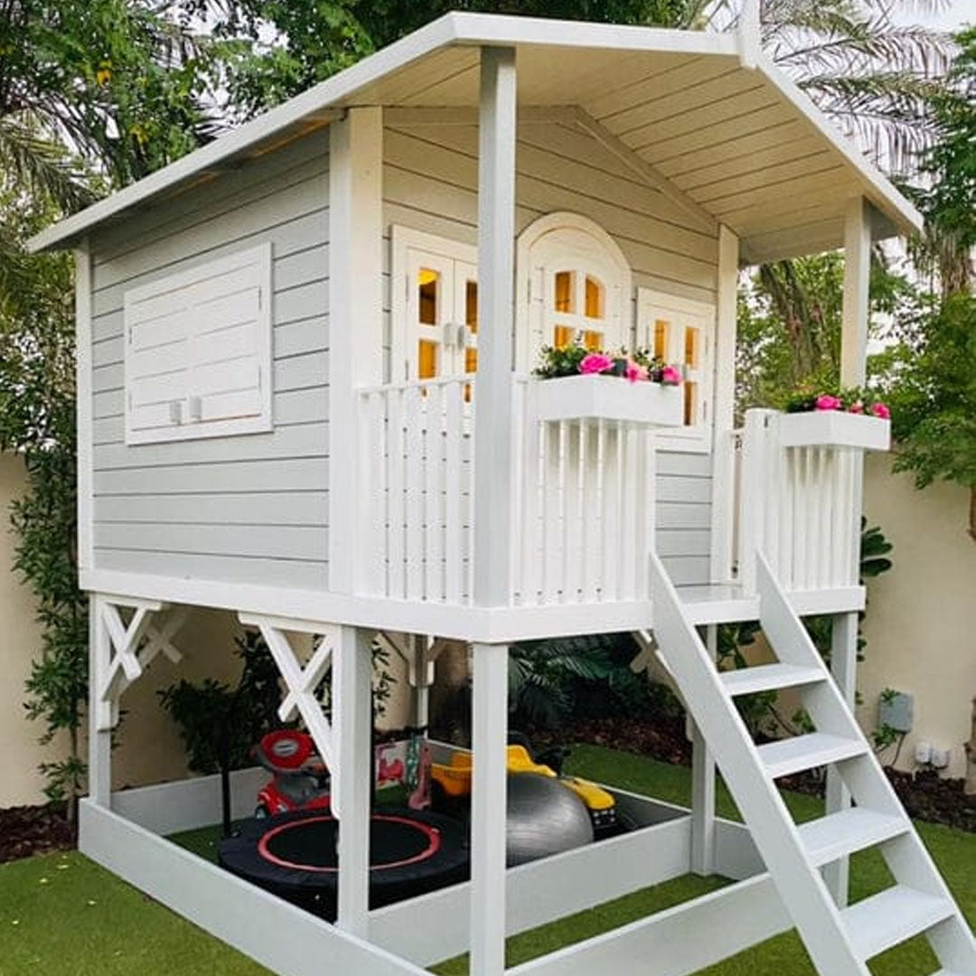 Cubby house with a view XL version 