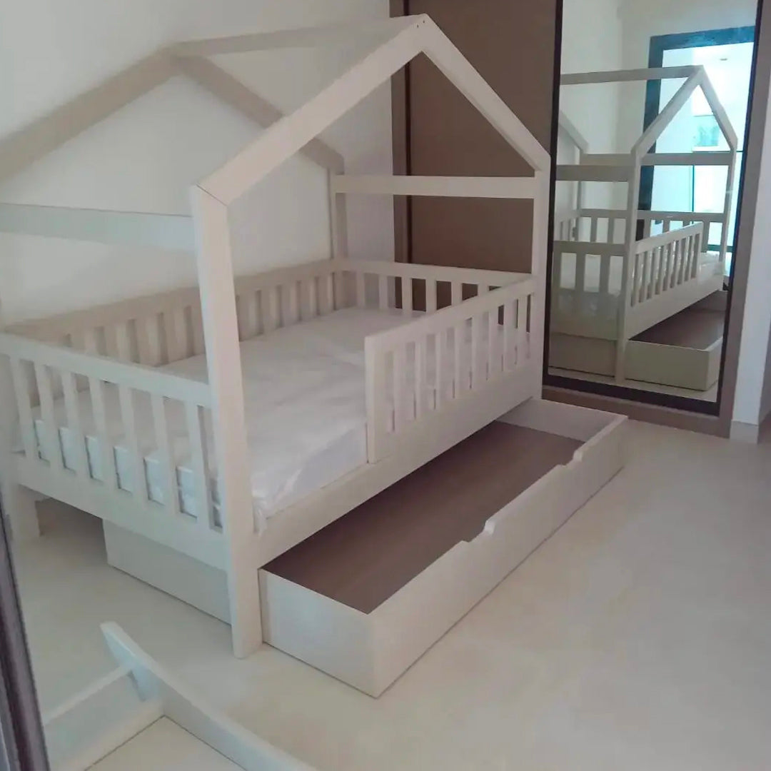 Kids bed with big drawer