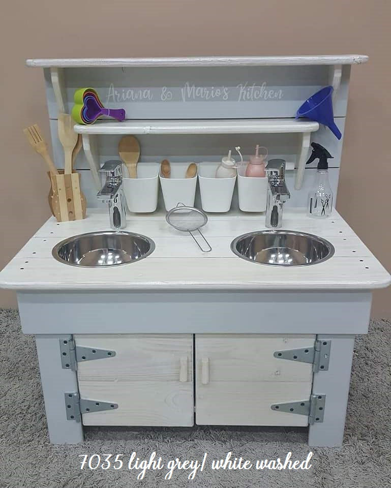 mud kitchen
