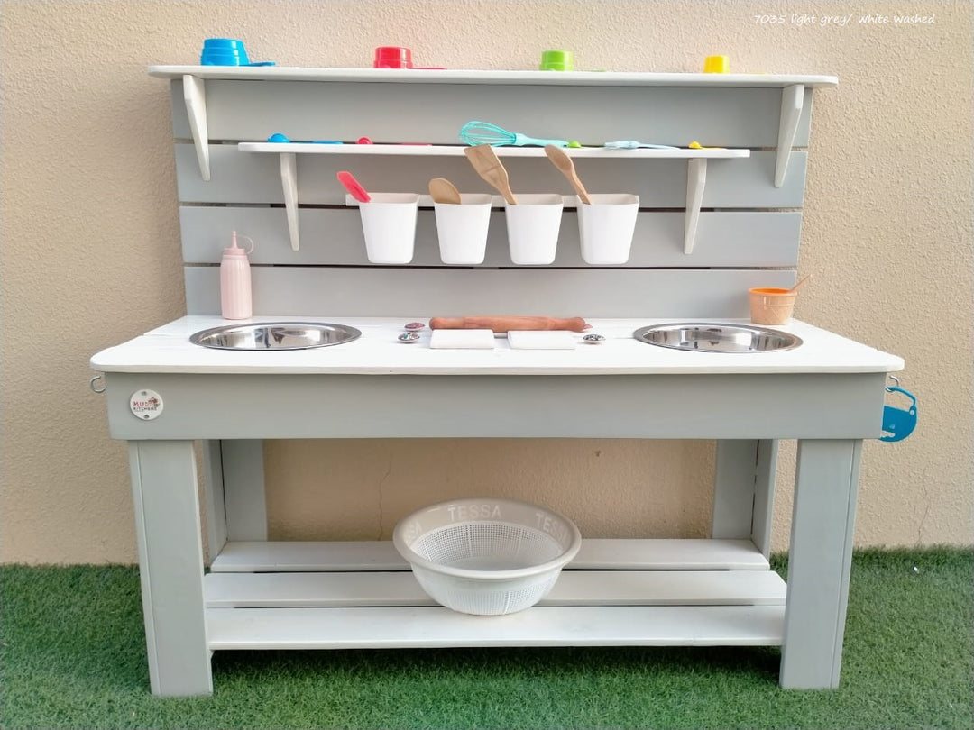 mud kitchen